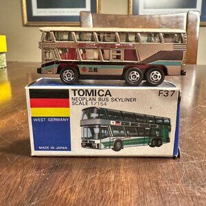 Vintage Tomica F37 Neoplan Bus Skyliner 1/154 Scale Model Diecast